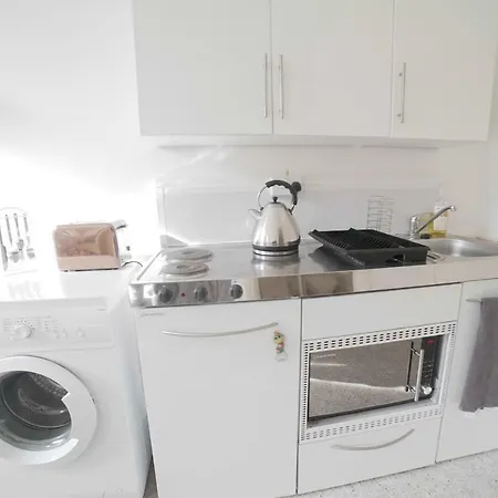 公寓 Lovely Studio Flat Berkeley Square Centre *